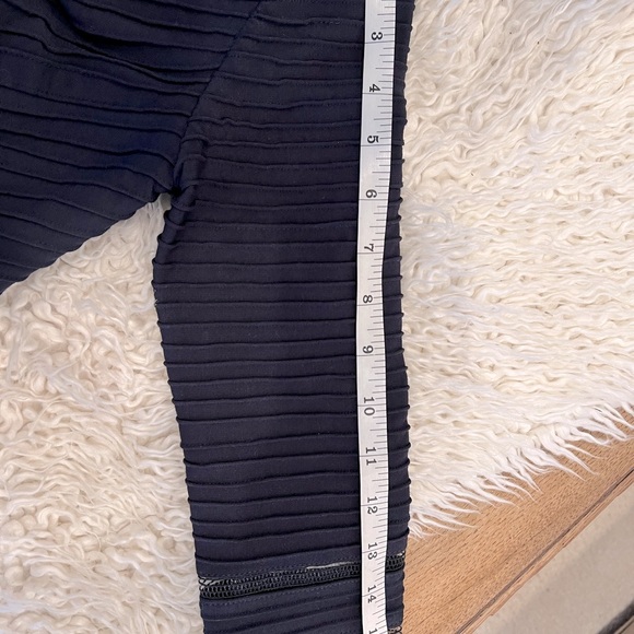 Tadashi Shoji One sleeve bandage dress - Picture 8 of 10